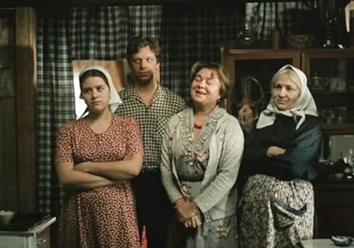 За кадром фильма «Любовь и голуби» вырезанные эпизоды и обвинения в аморальности За кадром фильма «Любовь и голуби» вырезанные эпизоды и обвинения в аморальности