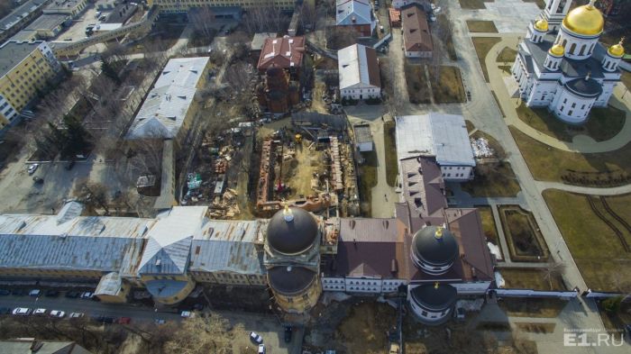 РПЦ назвала снос старейшей церкви Екатеринбурга реставрацией РПЦ назвала снос старейшей церкви Екатеринбурга реставрацией