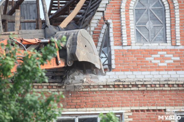 В Туле продолжается освобождение незаконно занятой цыганами земли