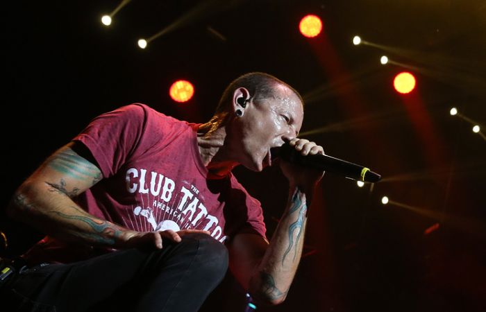 Солист группы Linkin Park Честер Беннингтон покончил жизнь самоубийством