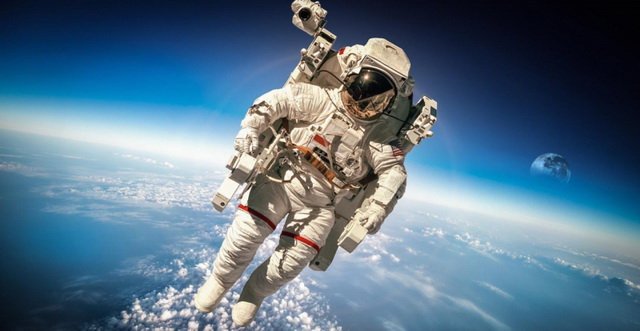 Чего ещё мы не знали о космонавтах и астронавтах Чего ещё мы не знали о космонавтах и астронавтах
