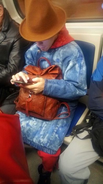 Модные пассажиры метро