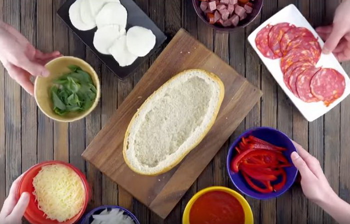 Пицца из батона – простое и вкусное блюдо Пицца из батона – простое и вкусное блюдо