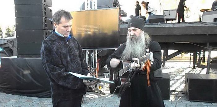 Современные священники