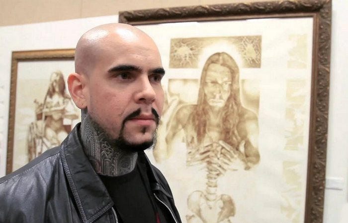 Необычное и странное использование крови Необычное и странное использование крови