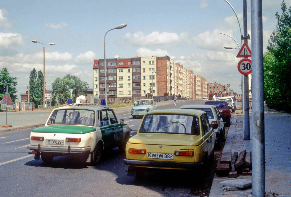 Назад в прошлое: дорожное движение 25 лет назад Назад в прошлое: дорожное движение 25 лет назад