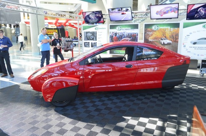Elio Motors презентовала трехколесный прототип P5 на лос-анджелесском автошоу Elio Motors презентовала трехколесный прототип P5 на лос-анджелесском автошоу