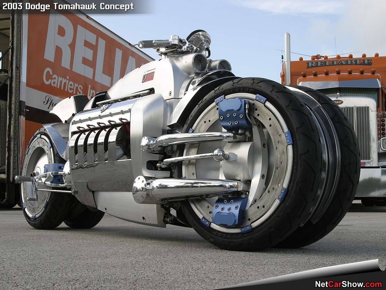 Самый быстрый мотоцикл в мире: Dodge Tomahawk Самый быстрый мотоцикл в мире: Dodge Tomahawk
