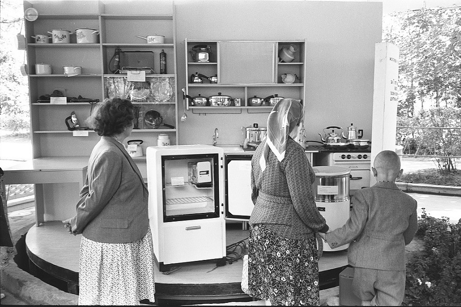 Будущее глазами советских людей 1959 года Будущее глазами советских людей 1959 года
