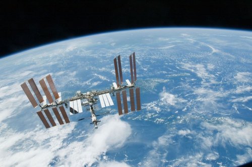 Где находится свалка космических кораблей Где находится свалка космических кораблей