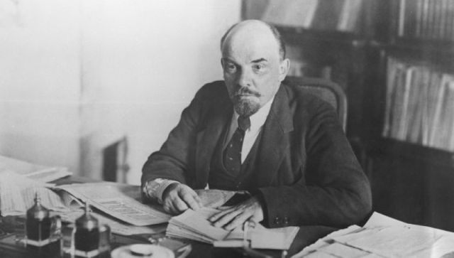 Названы главные российские кумиры ХХ века Названы главные российские кумиры ХХ века