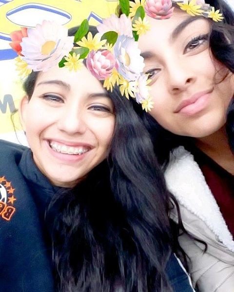 Лупита и Кармен Невероятная жизнь девочек-сиамских близнецов Лупита и Кармен Невероятная жизнь девочек-сиамских близнецов