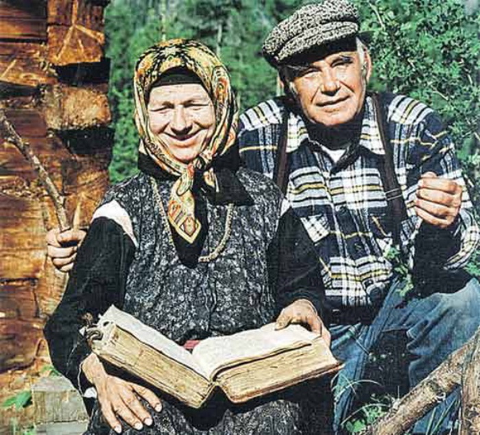 Агафья Лыкова: отшельница, которая отказывается уезжать из тайги Агафья Лыкова: отшельница, которая отказывается уезжать из тайги