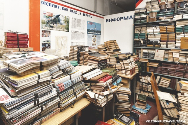 Советское бомбоубежище, полностью заполненное книгами Советское бомбоубежище, полностью заполненное книгами