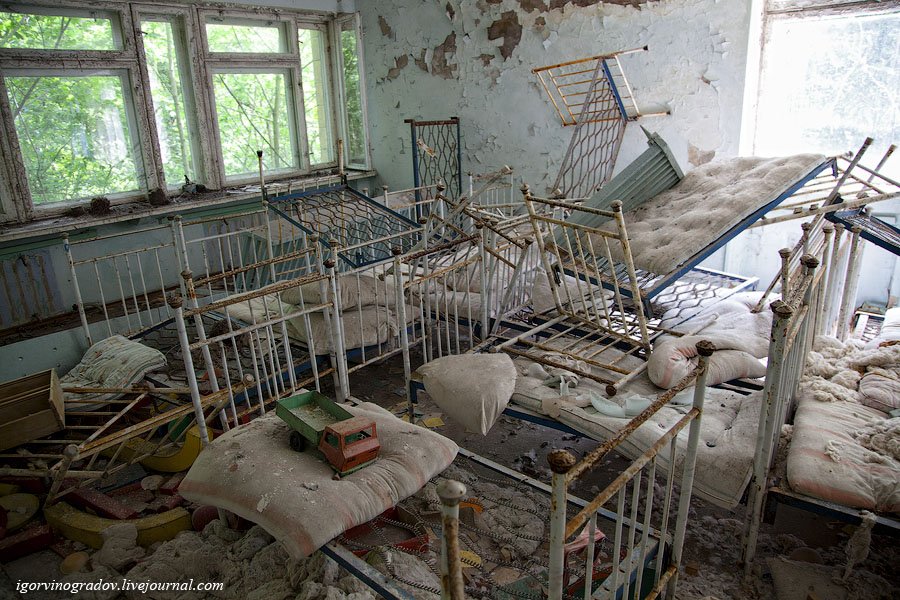 Припять — город, где остановилось время Припять — город, где остановилось время