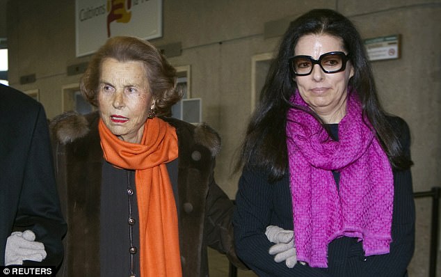 Богатейшая женщина мира умерла в возрасте 94 лет Богатейшая женщина мира умерла в возрасте 94 лет