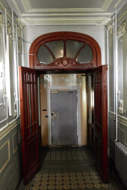 Парадные старых домов Санкт-Петербурга Парадные старых домов Санкт-Петербурга