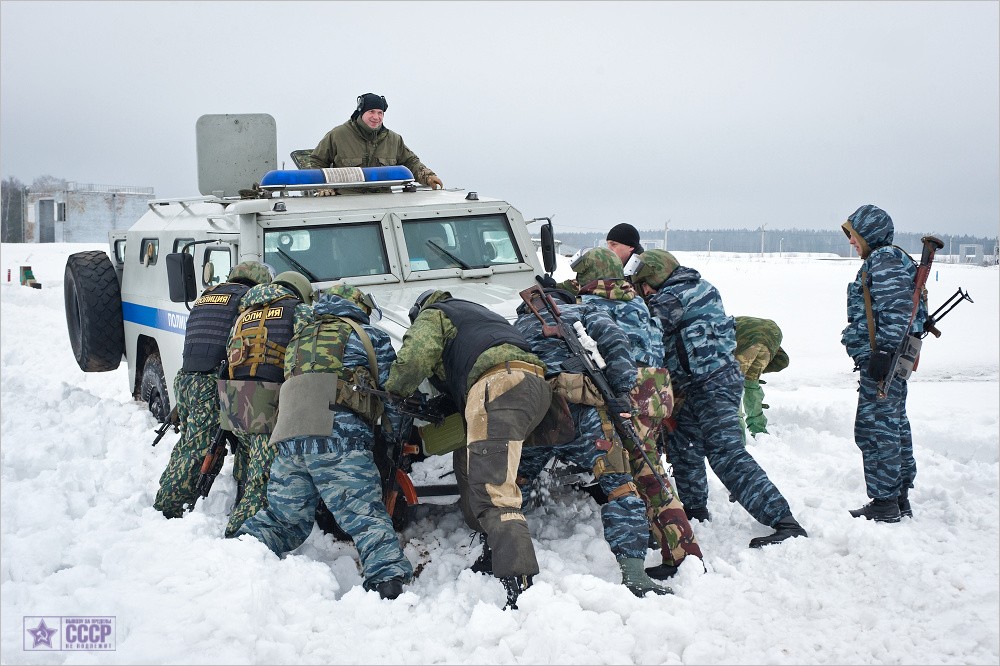 Московский ОМОН: один день на полигоне Московский ОМОН: один день на полигоне