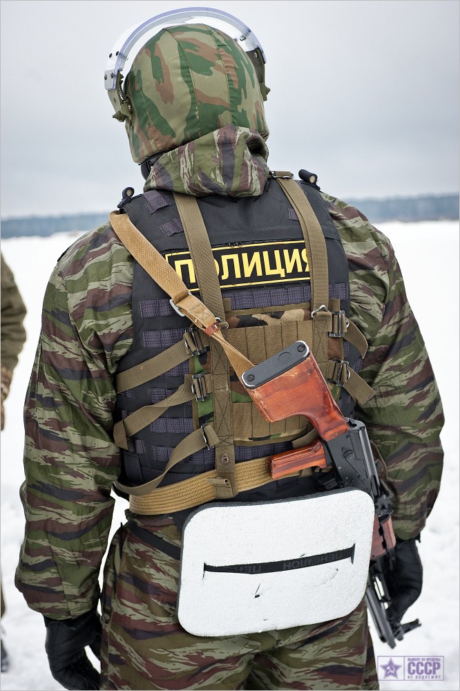 Московский ОМОН: один день на полигоне Московский ОМОН: один день на полигоне