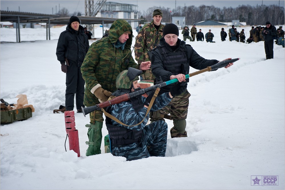 Московский ОМОН: один день на полигоне Московский ОМОН: один день на полигоне