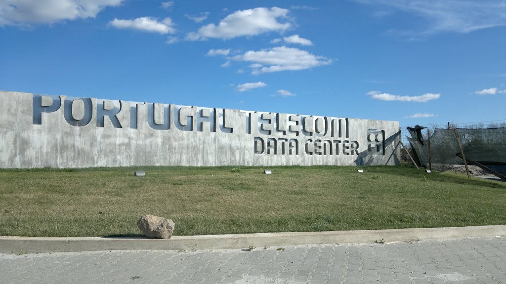 Экскурсия по крупнейшему дата-центру Европы Экскурсия по крупнейшему дата-центру Европы