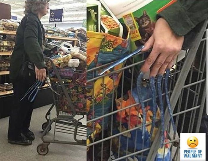 Странные посетители магазинов сети Walmart