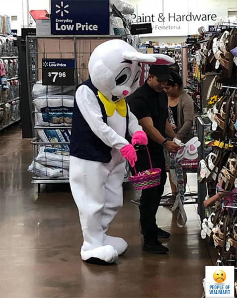 Странные посетители магазинов сети Walmart
