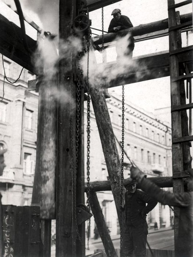 Как строили первую очередь Московского метрополитена (75 фото) Как строили первую очередь Московского метрополитена (75 фото)