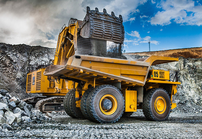 Механические монстры: самосвал Komatsu Механические монстры: самосвал Komatsu