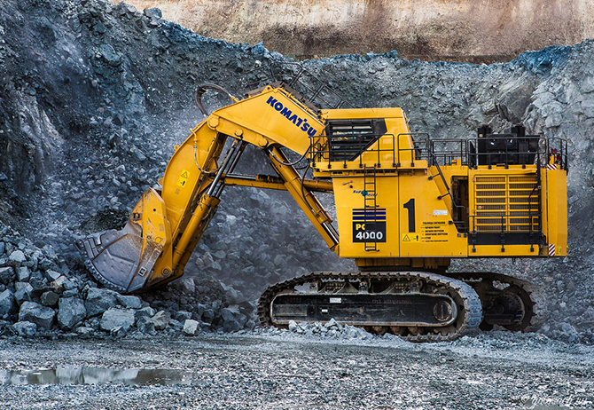 Механические монстры: самосвал Komatsu Механические монстры: самосвал Komatsu