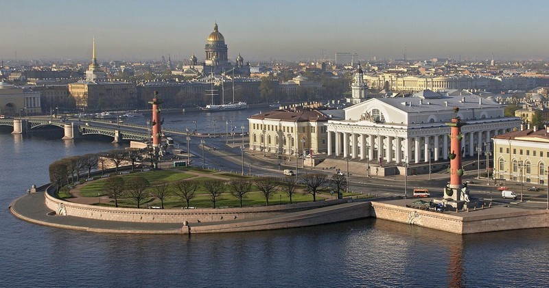 Десятка наиболее крупных городов России Десятка наиболее крупных городов России