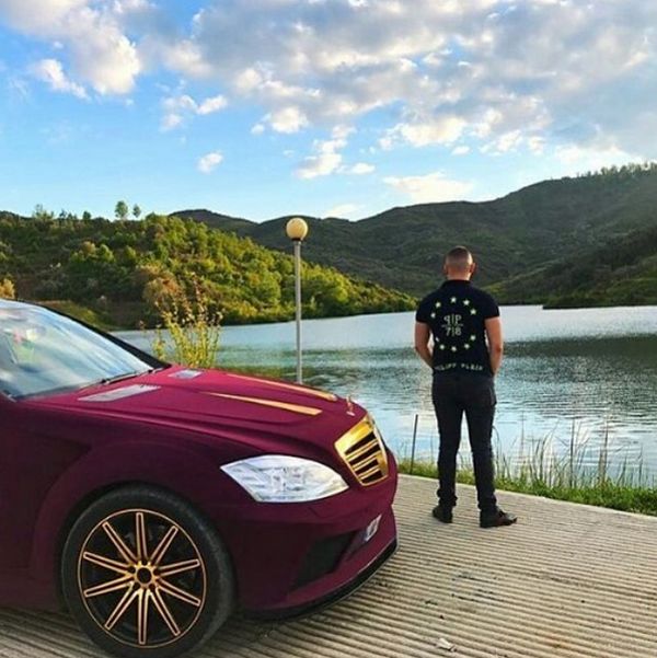 «Золотая молодежь» Албании вызвала ненависть пользователей сети