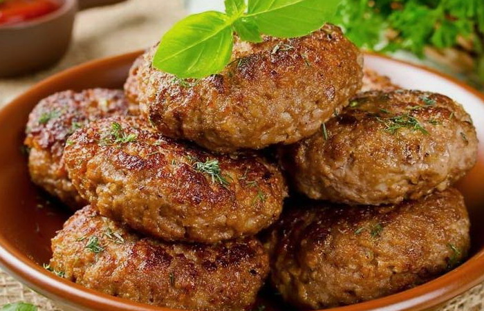 Секретный ингредиент, который улучшит вкус котлет Секретный ингредиент, который улучшит вкус котлет