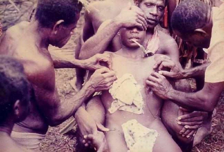 Необычные сексуальные обряди и традиции (11 фото) Необычные сексуальные обряди и традиции (11 фото)