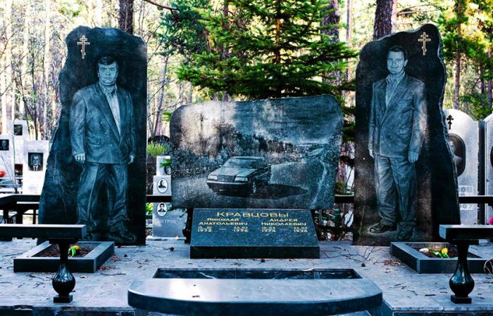 Необычные памятники на могилах криминальных авторитетов
