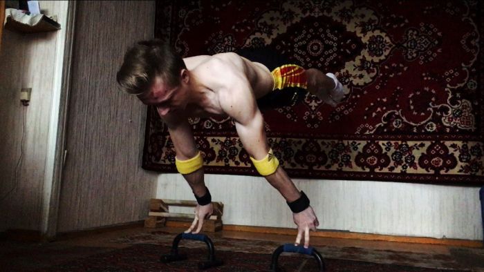 Воркаут на фоне ковра от Станислав Крипака