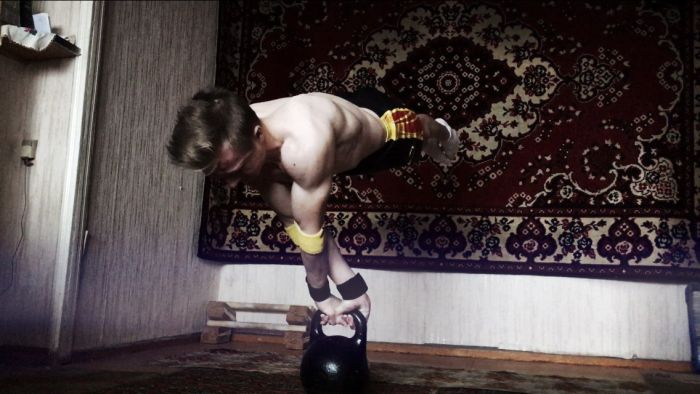 Воркаут на фоне ковра от Станислав Крипака
