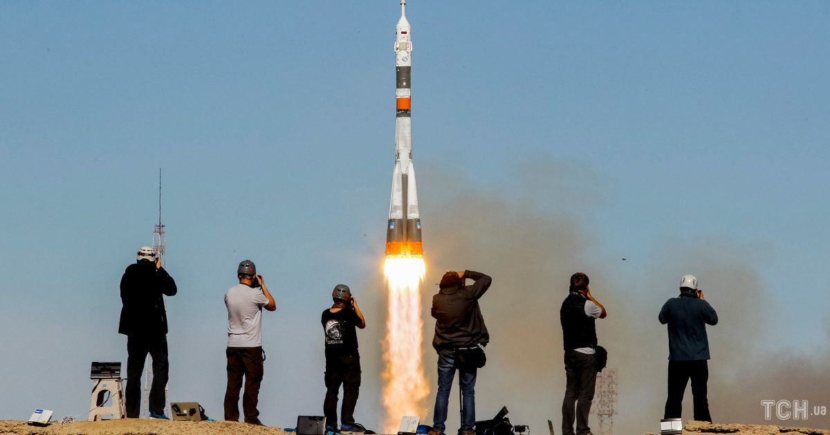 Устройство системы аварийного спасения экипажа космического корабля Устройство системы аварийного спасения экипажа космического корабля