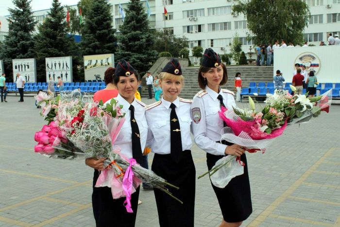 Девушки-полицейские в России