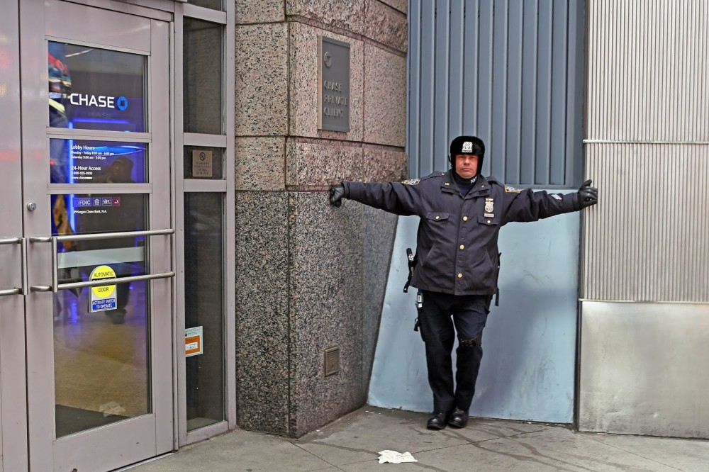 Типичные жители Нью-Йорка Типичные жители Нью-Йорка