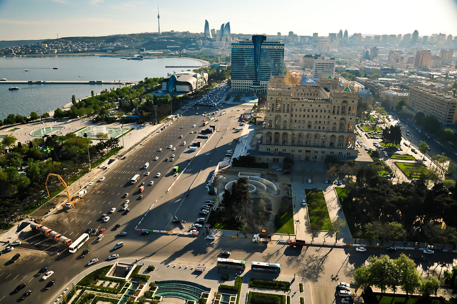Прогулка по Баку Прогулка по Баку