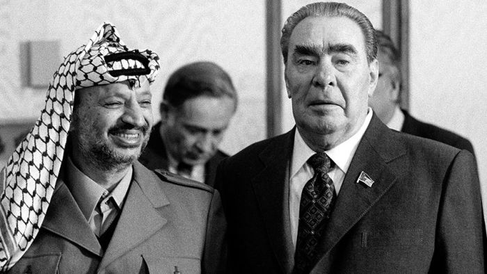 О поцелуях Брежнева О поцелуях Брежнева