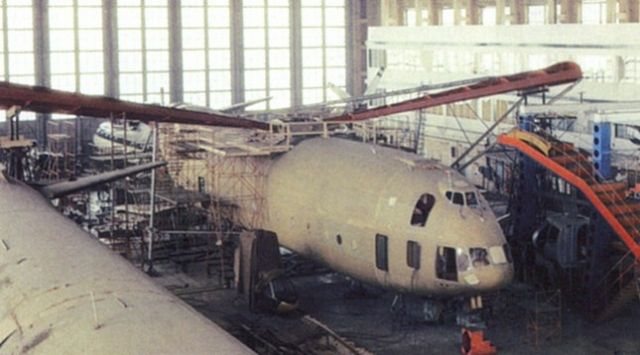 Вертолет - гигант МИ-12