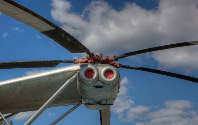 Вертолет - гигант МИ-12
