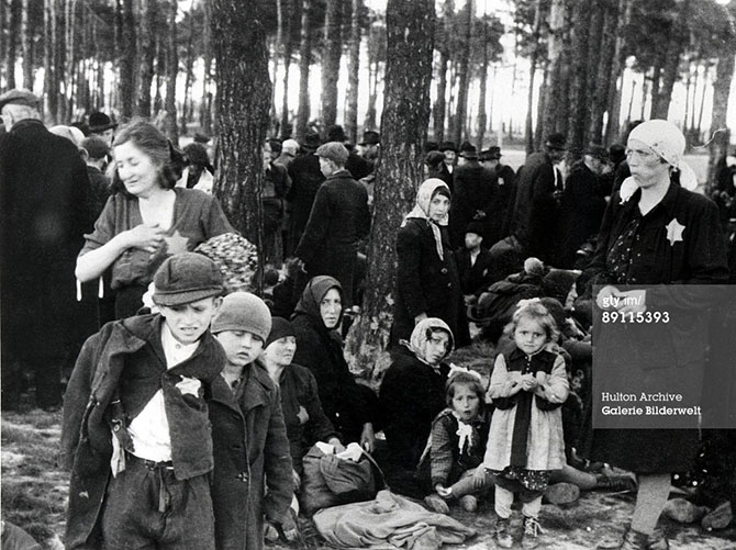 70 лет назад Красная армия освободила лагерь смерти Освенцим 70 лет назад Красная армия освободила лагерь смерти Освенцим