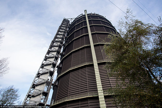 Крупнейший в Европе газометр