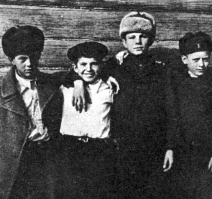 Малоизвестные факты о первом космонавте планеты Юрии Гагарине Малоизвестные факты о первом космонавте планеты Юрии Гагарине