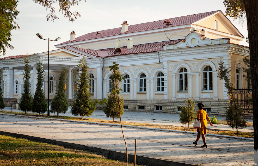 Прогулка по самому курортному городу Узбекистана Прогулка по самому курортному городу Узбекистана