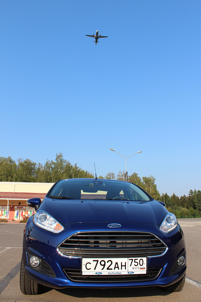 Пробуем седан Ford Fiesta 2015 «на вкус» Пробуем седан Ford Fiesta 2015 «на вкус»