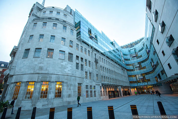 Офис медиакорпорации BBC в Лондоне